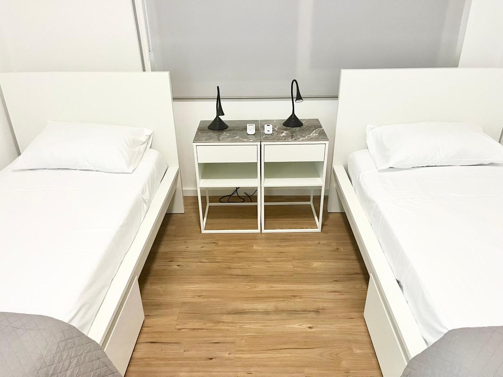 Modern Apartment Near Mckenzie Beach Larnaca Exteriör bild