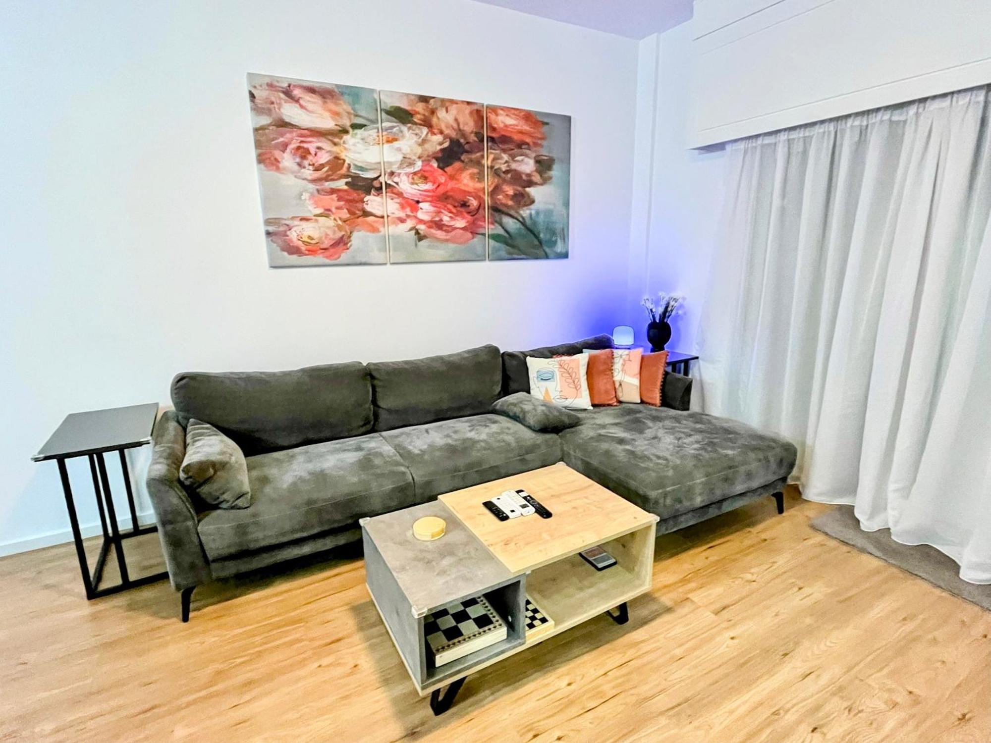 Modern Apartment Near Mckenzie Beach Larnaca Exteriör bild